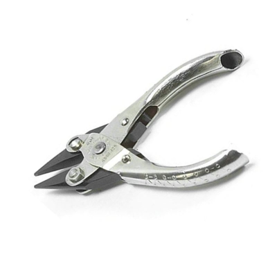 Maun Snipe Nose Plier Smooth Jaw (5in)